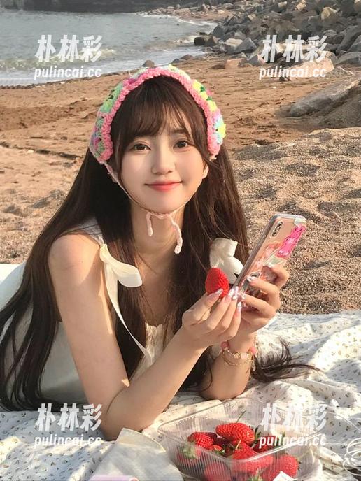 Aery Tiefling雷姆的写真资源图集：每一幅作品都是灵魂的深刻表达.txt
